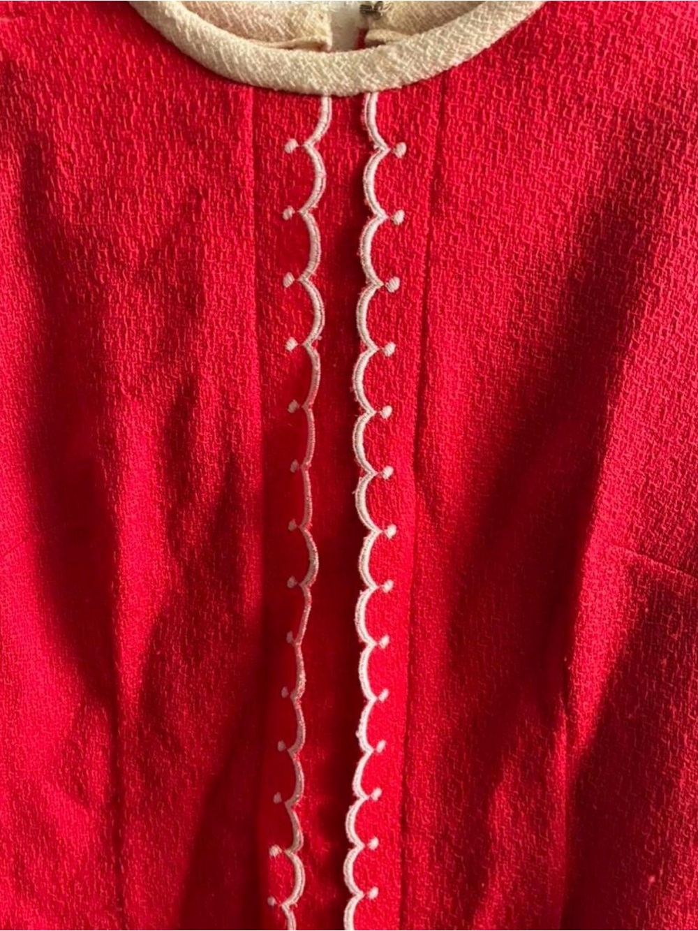 Vintage Red 100% Wool Scalloped Trim Retro Shift Dress Size 15 - Picture 2 of 7